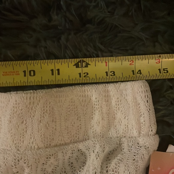 Cotton lace beach shorts coverup - Picture 4 of 5